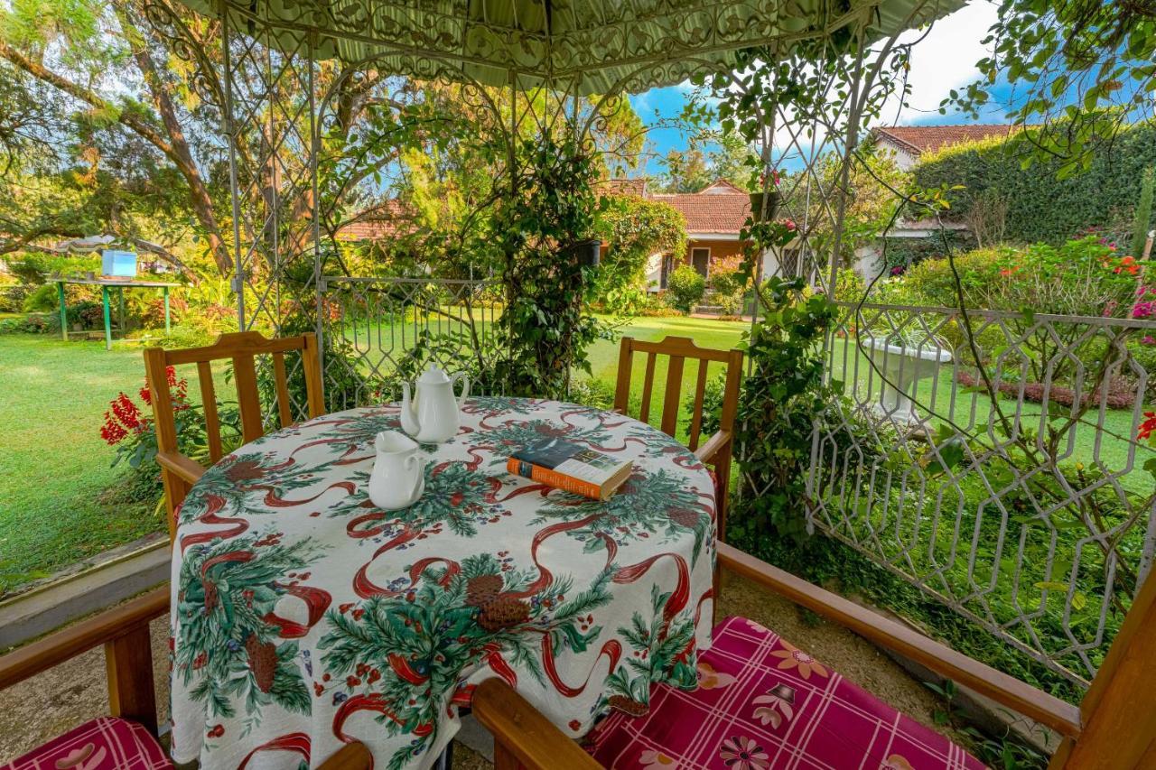 Belvilla The School Estate- Luxury Heritage Home In 200 Acres Madikeri Luaran gambar